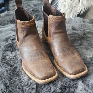 Ariat Midtown Rambler Square Toe Chelsea Boot